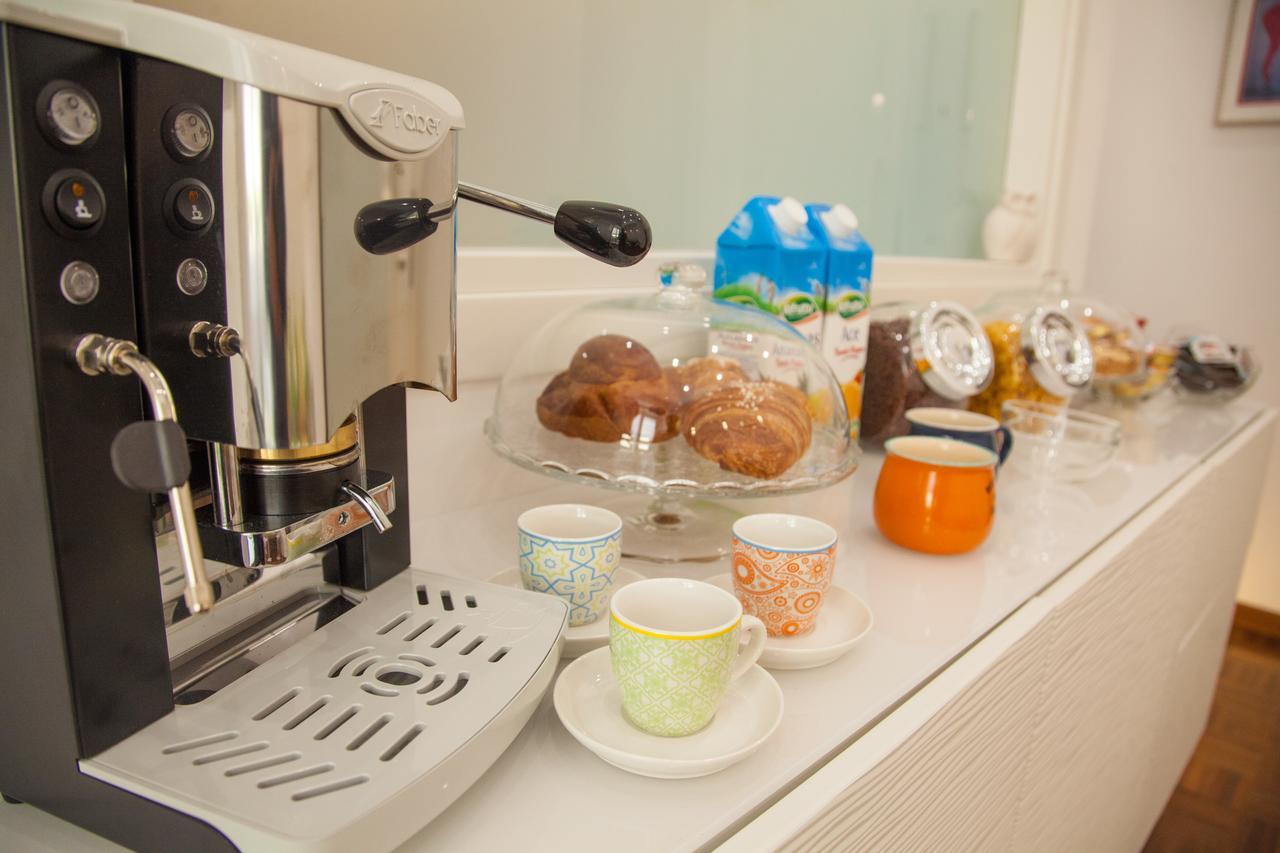 319 Al Duomo Bed & Breakfast Napoli Dış mekan fotoğraf